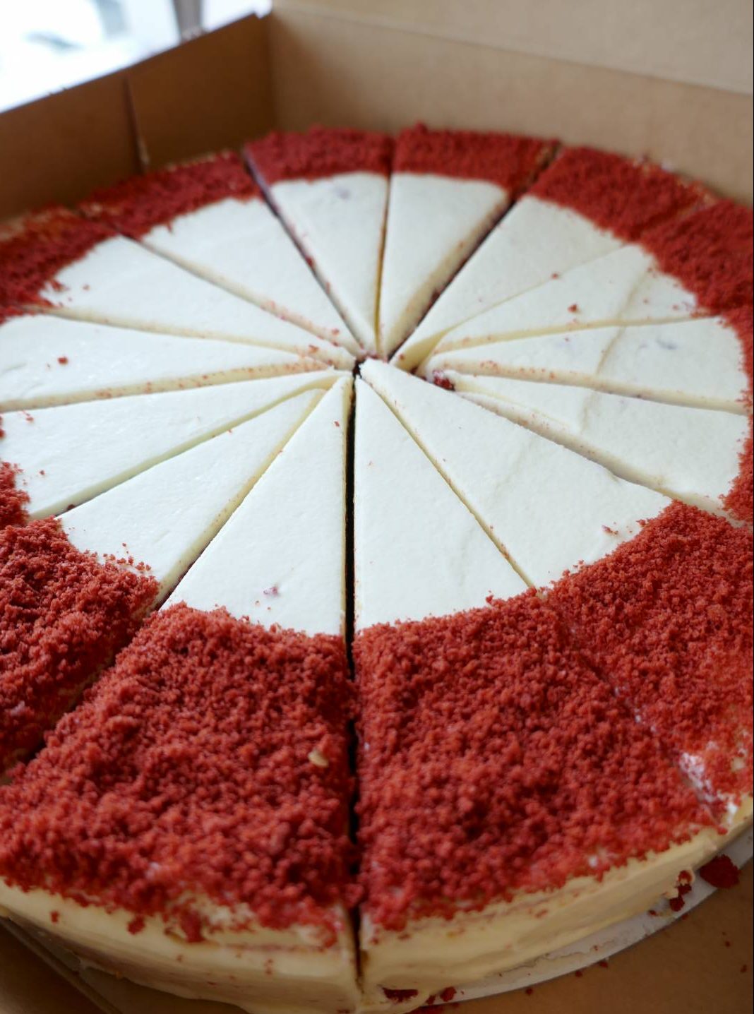 Red Velvet cake 14 punten Patisserie Marijn